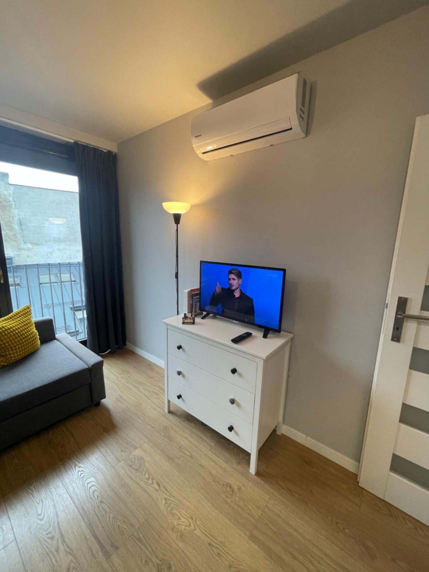 Sunflower Apartment Old Town Краков Экстерьер фото